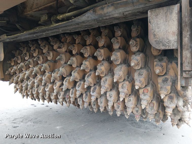 image for item EC1332 2015 Wirtgen W210i milling machine