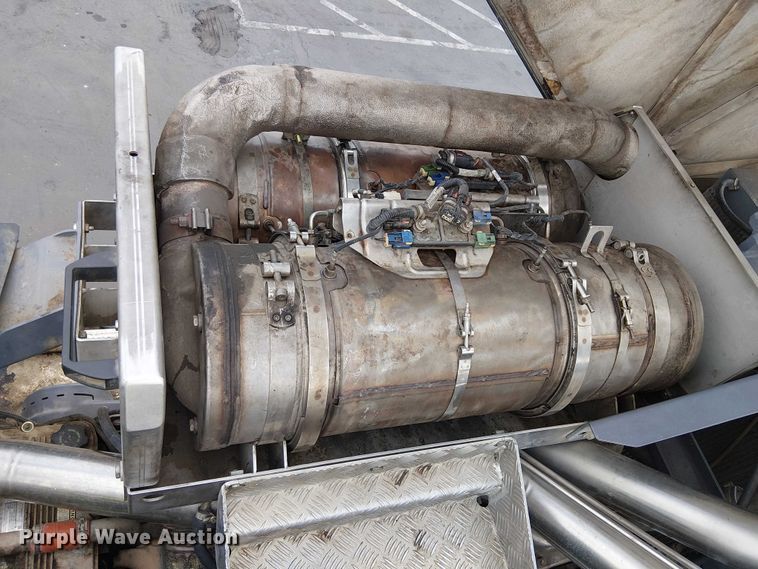 image for item EC1332 2015 Wirtgen W210i milling machine