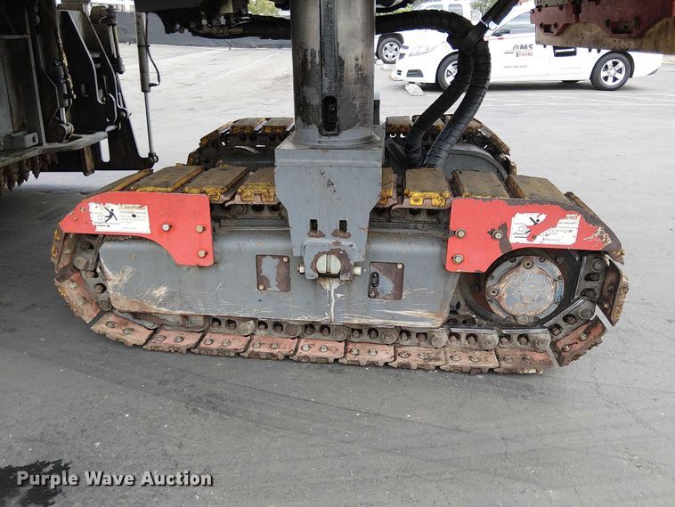 image for item EC1332 2015 Wirtgen W210i milling machine