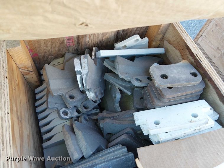 image for item EC1339 Crusher parts