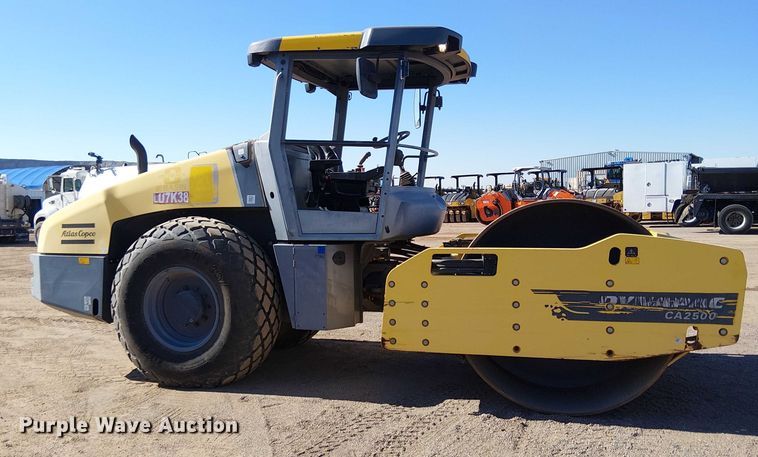 COMPACTADOR 2017 DYNAPAC CA2500D