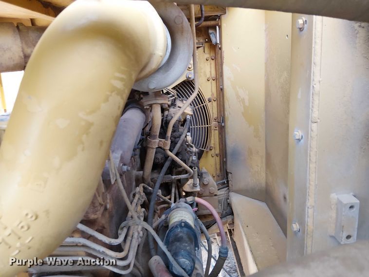 image for item EC1359 Caterpillar 235B excavator