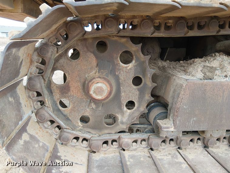 image for item EC1359 Caterpillar 235B excavator