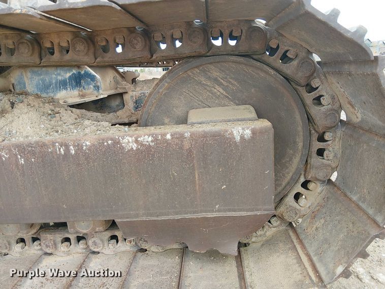 image for item EC1359 Caterpillar 235B excavator