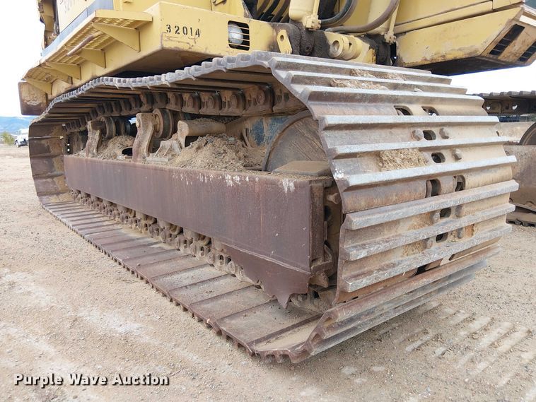 image for item EC1359 Caterpillar 235B excavator