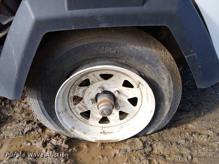 image for item EC1368 2019 Generac MLT6SKDS-STD light plant