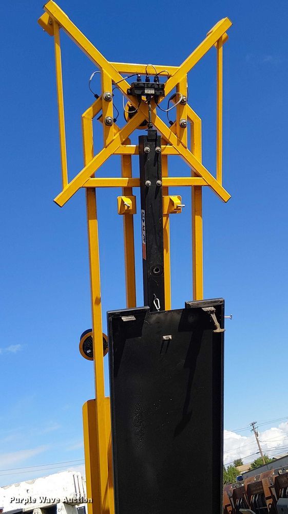 image for item EC1369 2022 Wanco WTRC arrow board trailer