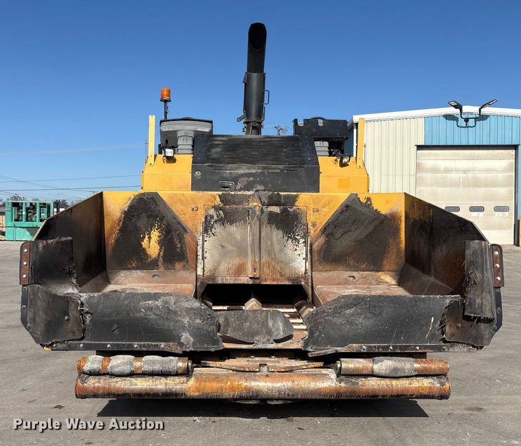 image for item EC4429 2015 Caterpillar AP555E paver