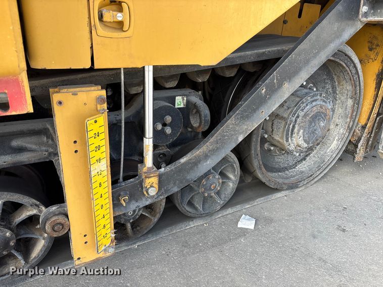 image for item EC4429 2015 Caterpillar AP555E paver