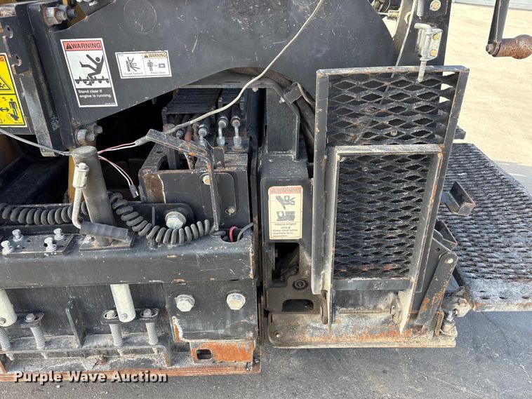 image for item EC4429 2015 Caterpillar AP555E paver