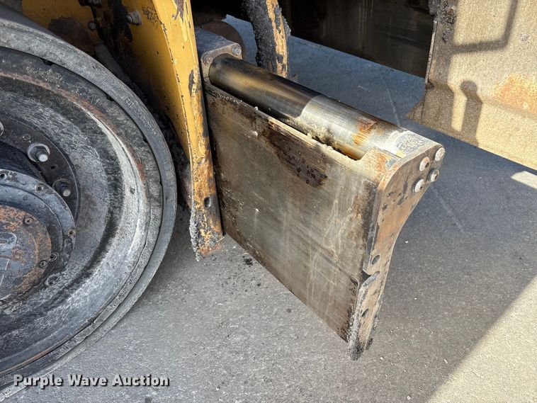 image for item EC4429 2015 Caterpillar AP555E paver