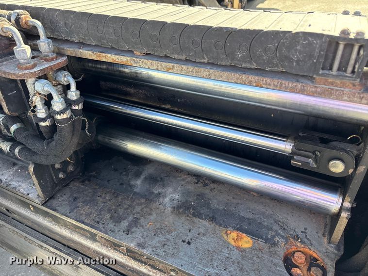 image for item EC4429 2015 Caterpillar AP555E paver