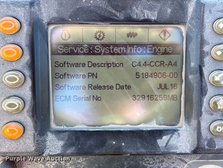 image for item EC4429 2015 Caterpillar AP555E paver