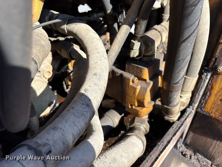 image for item EC4429 2015 Caterpillar AP555E paver