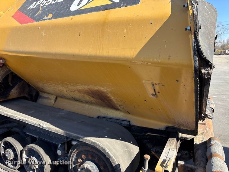 image for item EC4429 2015 Caterpillar AP555E paver