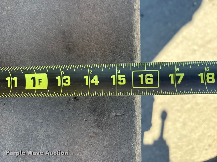 image for item EC4429 2015 Caterpillar AP555E paver