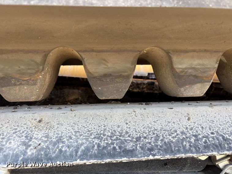 image for item EC4429 2015 Caterpillar AP555E paver