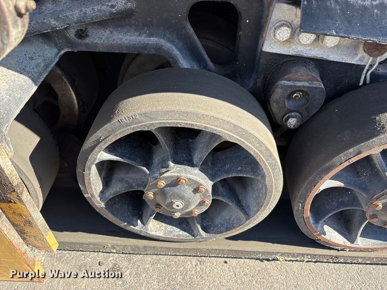 image for item EC4429 2015 Caterpillar AP555E paver