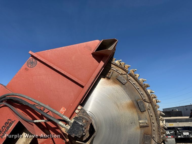 image for item EC4445 2006 Ditch Witch RT115 rock saw