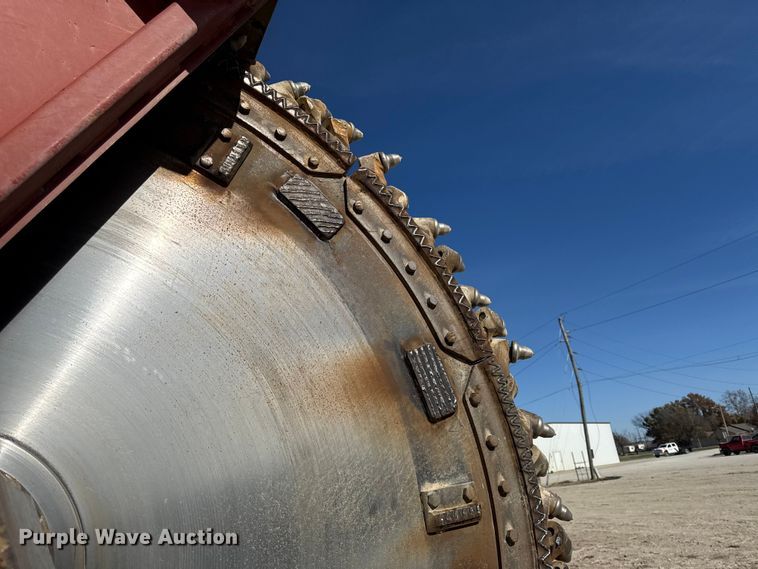 image for item EC4445 2006 Ditch Witch RT115 rock saw