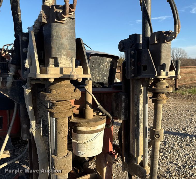 image for item EC4447 2000 Ditch Witch JT2720 directional boring unit