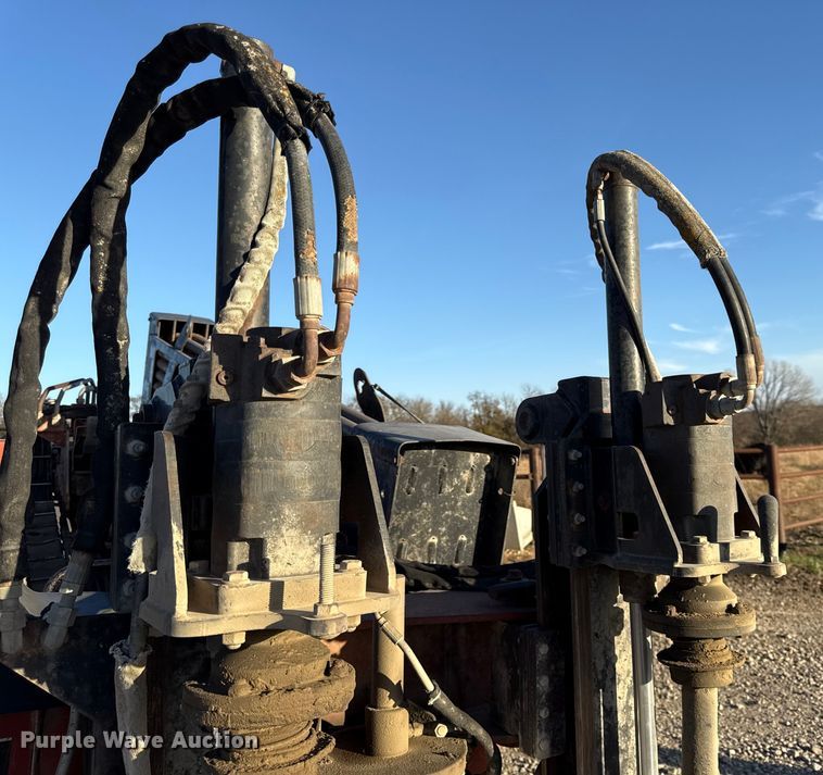 image for item EC4447 2000 Ditch Witch JT2720 directional boring unit