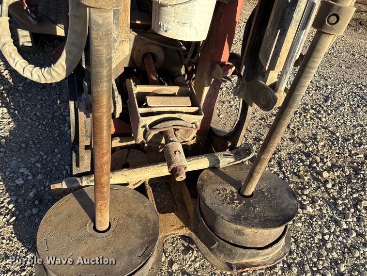 image for item EC4447 2000 Ditch Witch JT2720 directional boring unit