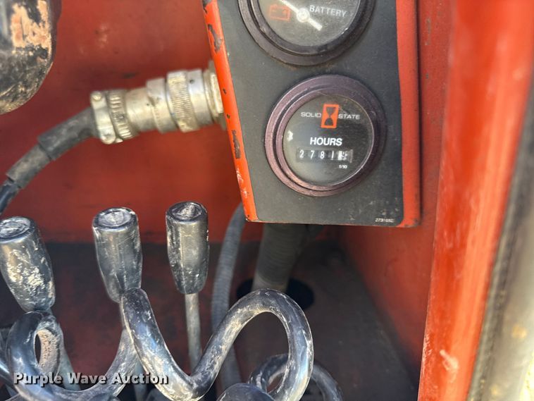 image for item EC4447 2000 Ditch Witch JT2720 directional boring unit