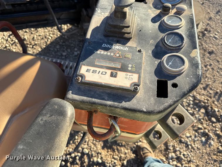 image for item EC4447 2000 Ditch Witch JT2720 directional boring unit