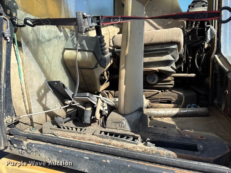 image for item EC4461 2002 Caterpillar M315 wheeled excavator