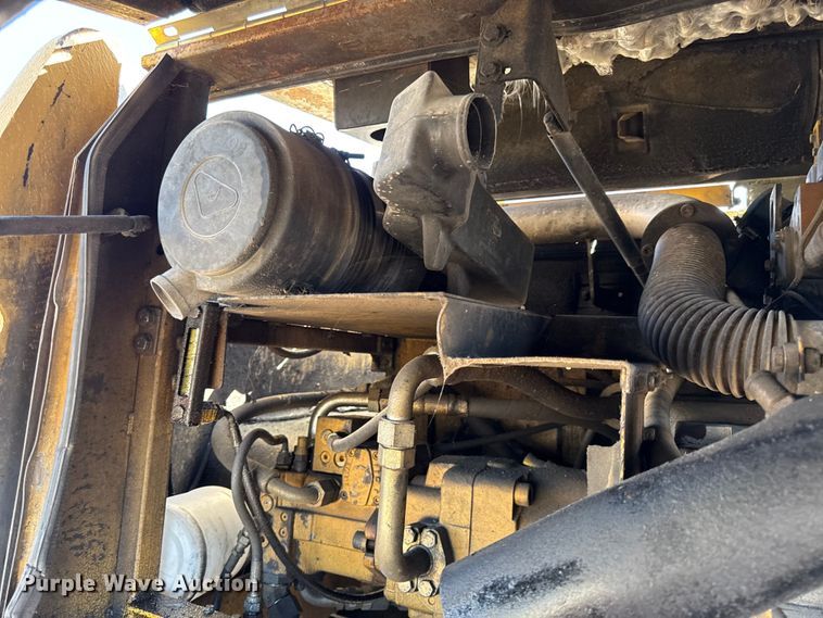 image for item EC4461 2002 Caterpillar M315 wheeled excavator