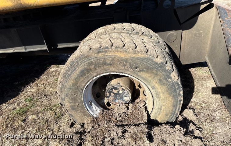 image for item EC4461 2002 Caterpillar M315 wheeled excavator