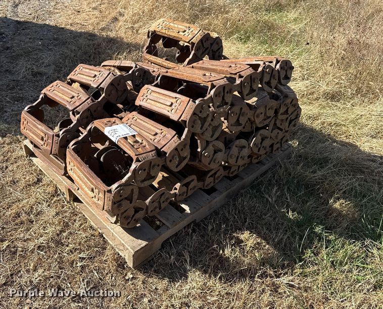 image for item EC4469 Over the tire skid steer tracks