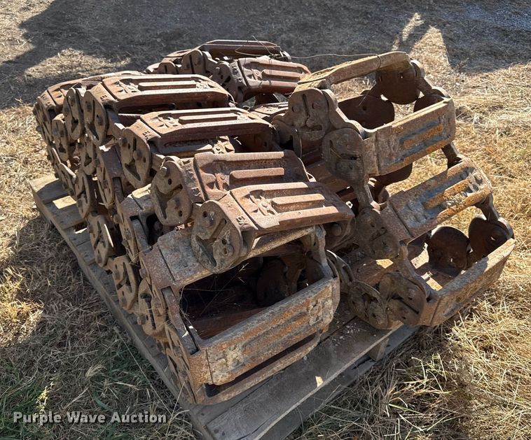 image for item EC4469 Over the tire skid steer tracks