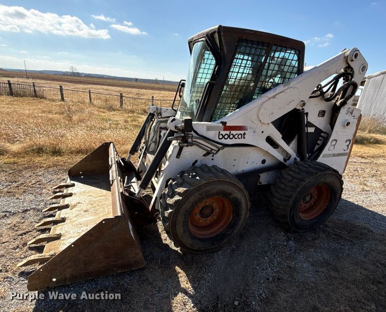 image for item EC4470 2000 Bobcat 873 skid steer loader