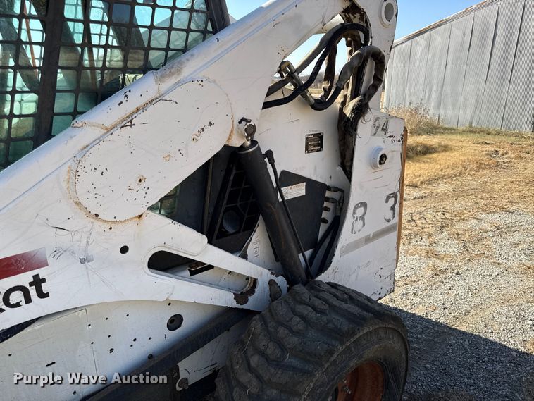 image for item EC4470 2000 Bobcat 873 skid steer loader