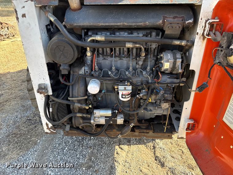 image for item EC4470 2000 Bobcat 873 skid steer loader