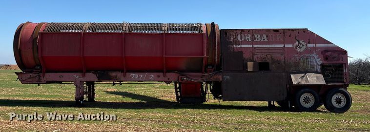 image for item EC8096 MorBark 727 trommel screen