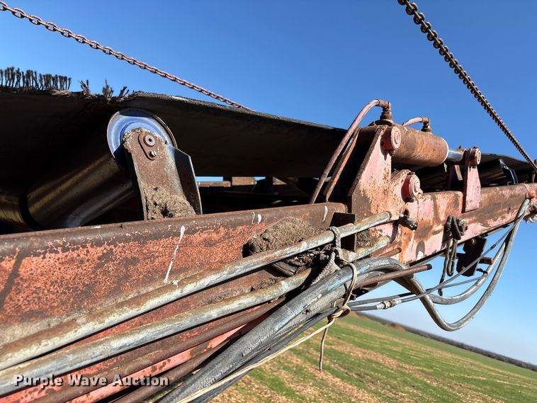 image for item EC8096 MorBark 727 trommel screen