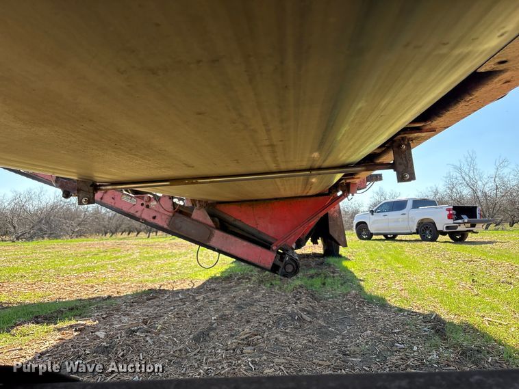 image for item EC8096 MorBark 727 trommel screen