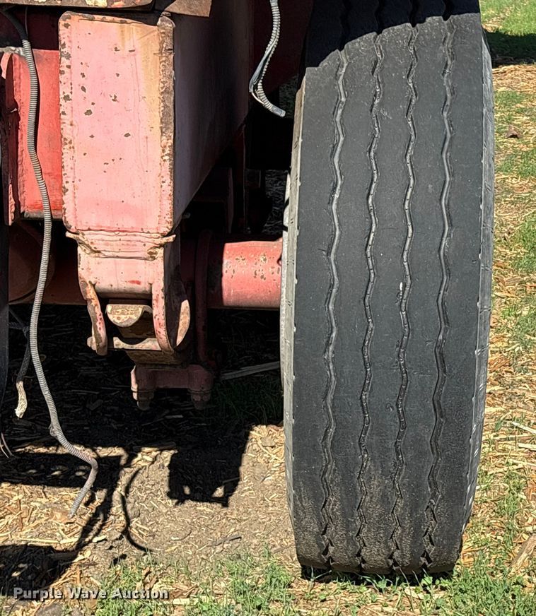 image for item EC8096 MorBark 727 trommel screen