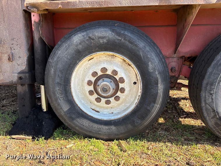 image for item EC8096 MorBark 727 trommel screen