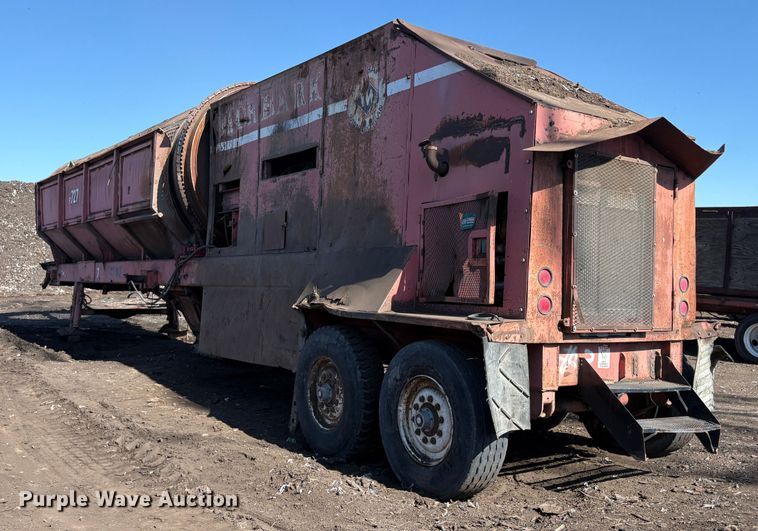 image for item EC8097 MorBark 727 trommel screen