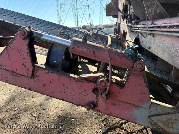 image for item EC8097 MorBark 727 trommel screen