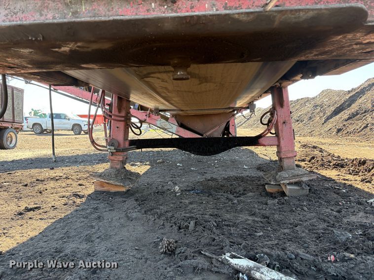 image for item EC8097 MorBark 727 trommel screen