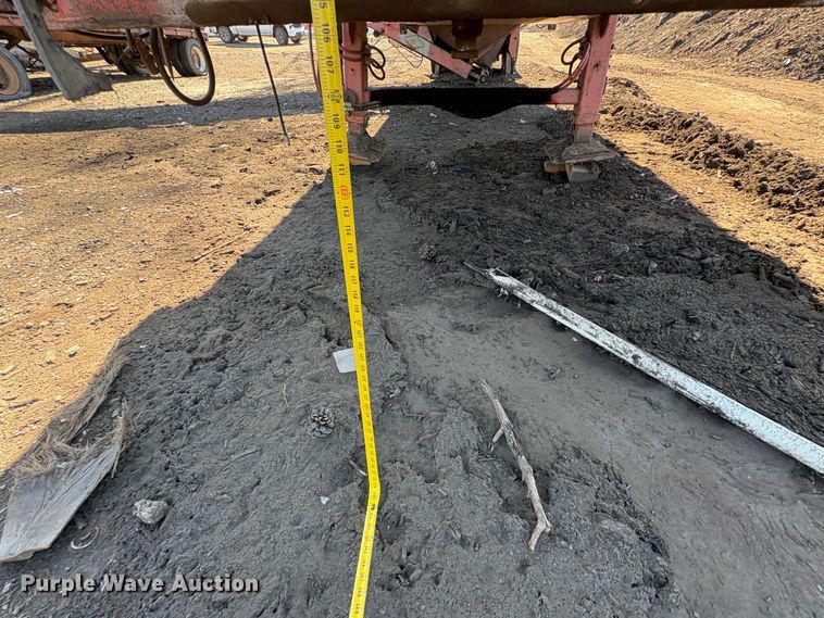 image for item EC8097 MorBark 727 trommel screen