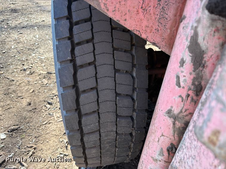 image for item EC8097 MorBark 727 trommel screen