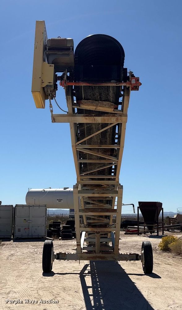 image for item EC8099 2017 TCI 30 X 60 RDS radial stacking conveyor