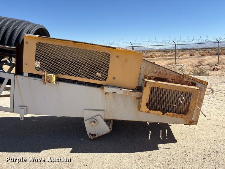 image for item EC8099 2017 TCI 30 X 60 RDS radial stacking conveyor