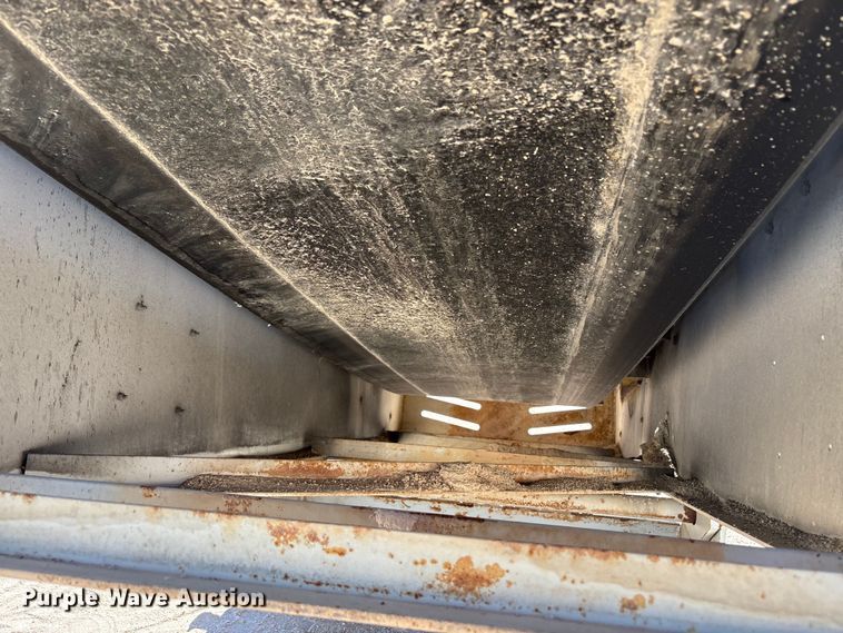 image for item EC8099 2017 TCI 30 X 60 RDS radial stacking conveyor